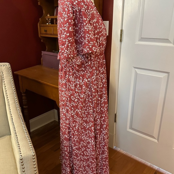 BloomChic Red and White Tiered Maxi Sundress - Picture 4 of 6